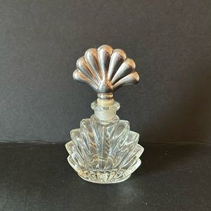Perfume bottle